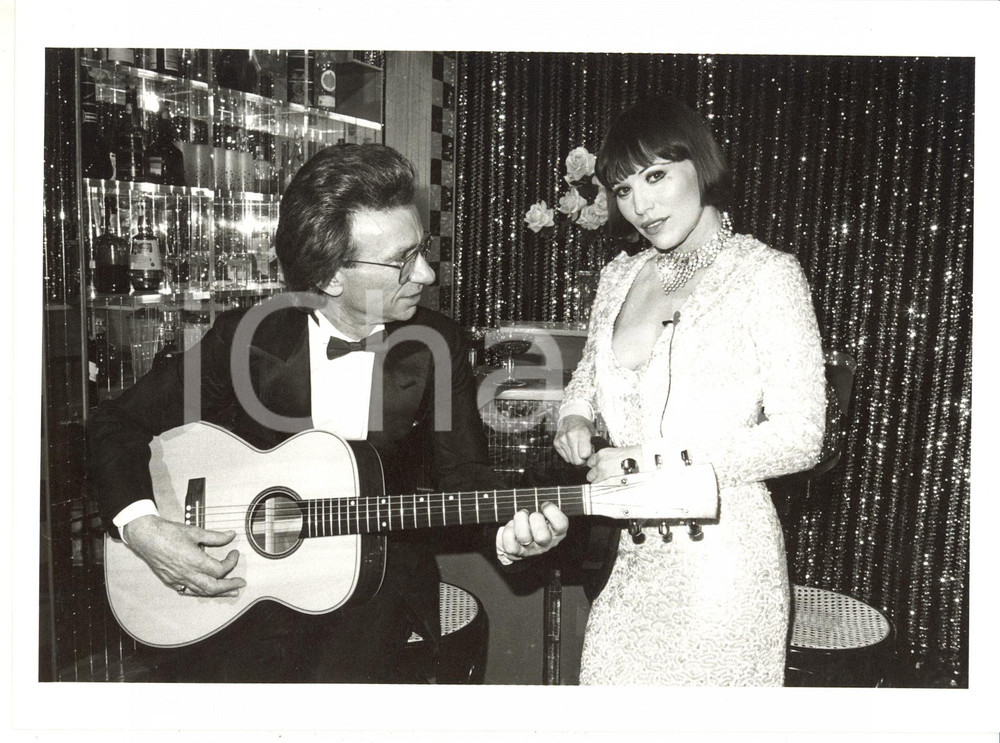 1985 ca IL CAPPELLO SULLE VENTITRÉ Nicola DI BARI con Rosa FUMETTO *Foto 24x18