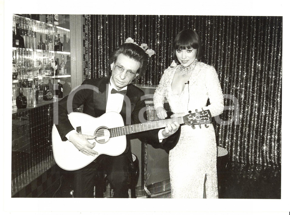 1985 ca IL CAPPELLO SULLE VENTITRÉ Nicola DI BARI con Rosa FUMETTO - Foto 24x18