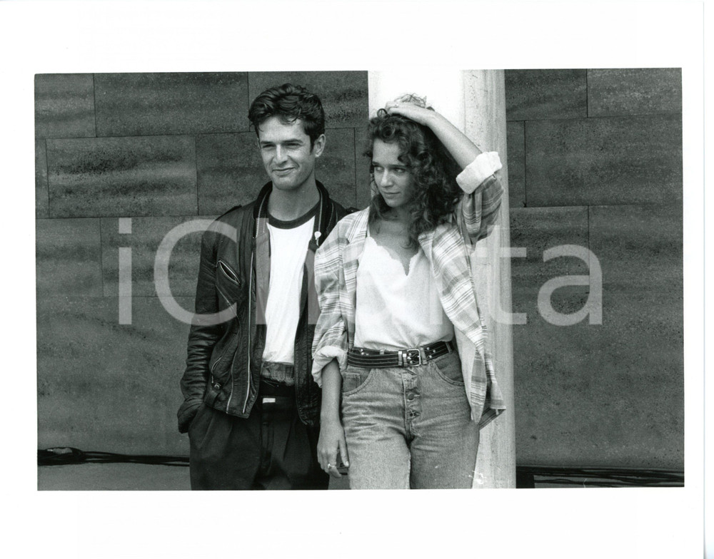 1987 MOSTRA DEL CINEMA DI VENEZIA Rupert EVERETT con Valeria GOLINO (2) - Foto