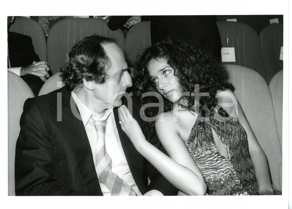 1986 VENEZIA Mostra del Cinema - Valeria GOLINO e Citto MASELLI in platea (4)