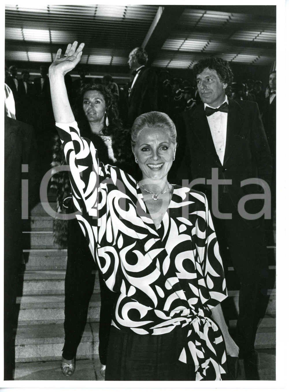 1985 FESTIVAL DI CANNES Virna LISI alla serata di apertura *Foto 18x24 cm