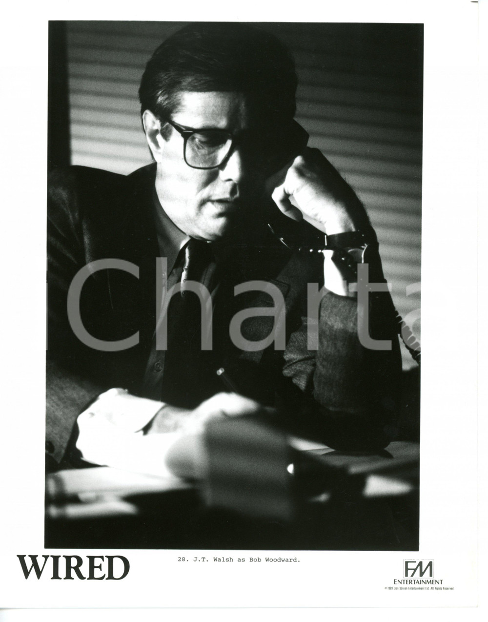1989 CINEMA "Wired" - J. T. WALSH al telefono sul set *Regia di Larry PEERCE 