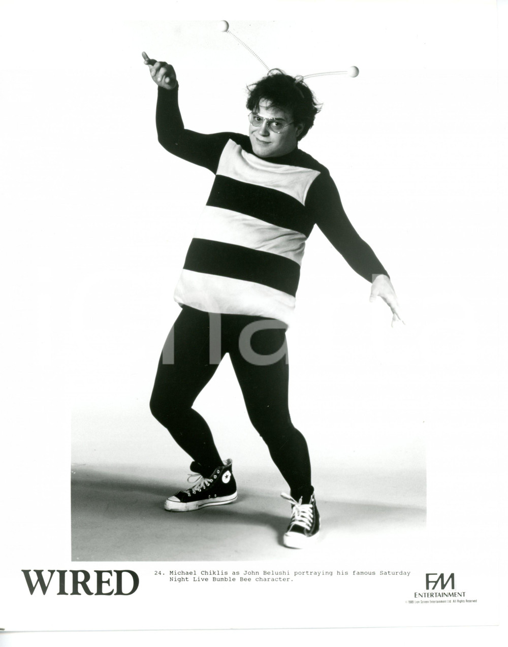 1989 CINEMA "Wired" - Michael CHIKLIS interpreta John BELUSHI vestito da ape 