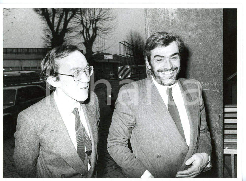 1985 ca POLITICA - DC Giovanni GORIA scherza con Tiziano GARBO - Foto 24x18 cm