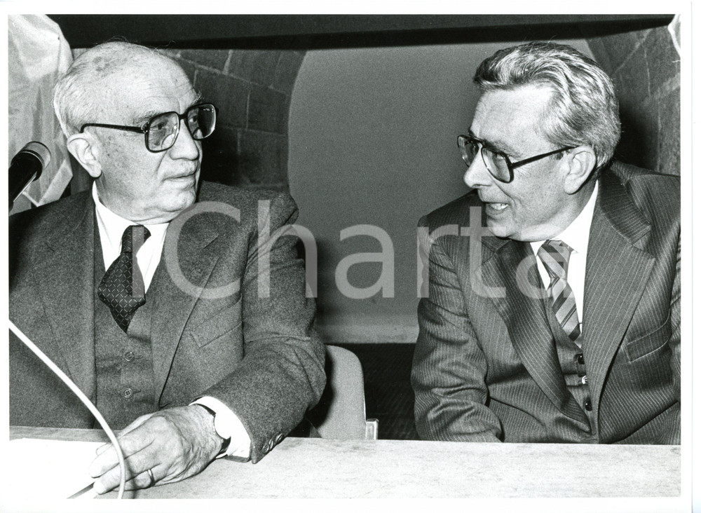 1984 MILANO 8^ Festa dell'Amicizia - Amintore FANFANI con Arnaldo FORLANI *Foto