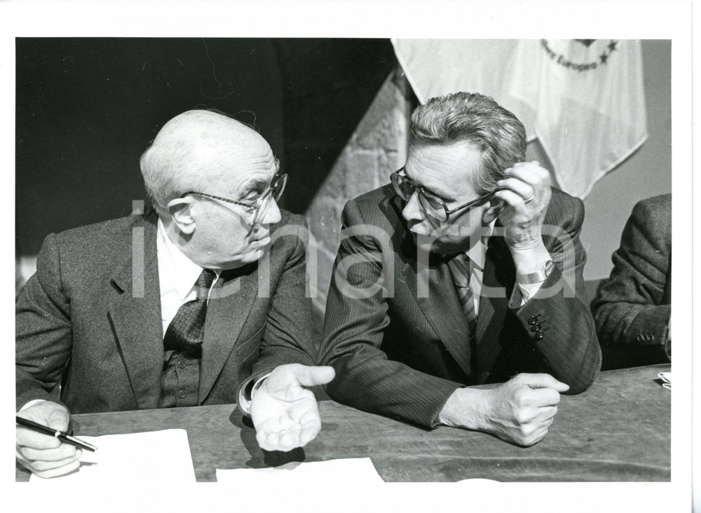 1984 MILANO 8^ Festa dell'Amicizia - Amintore FANFANI con Arnaldo FORLANI - Foto