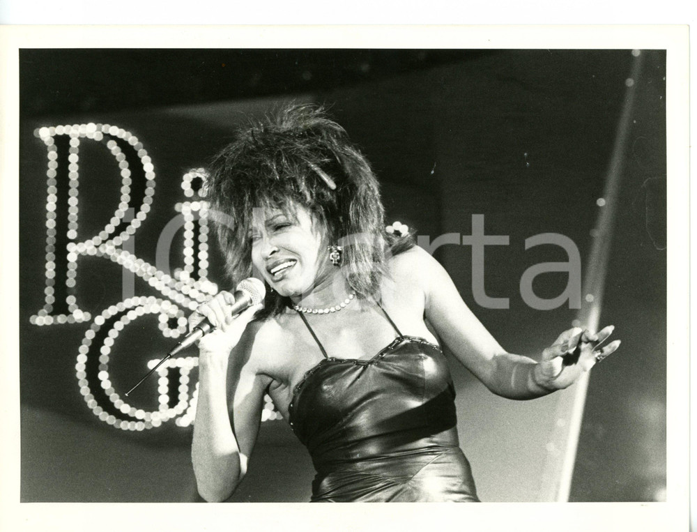 1984 RIVA DEL GARDA Mostra di Musica Leggera - Tina TURNER sul palco *Foto 24x18