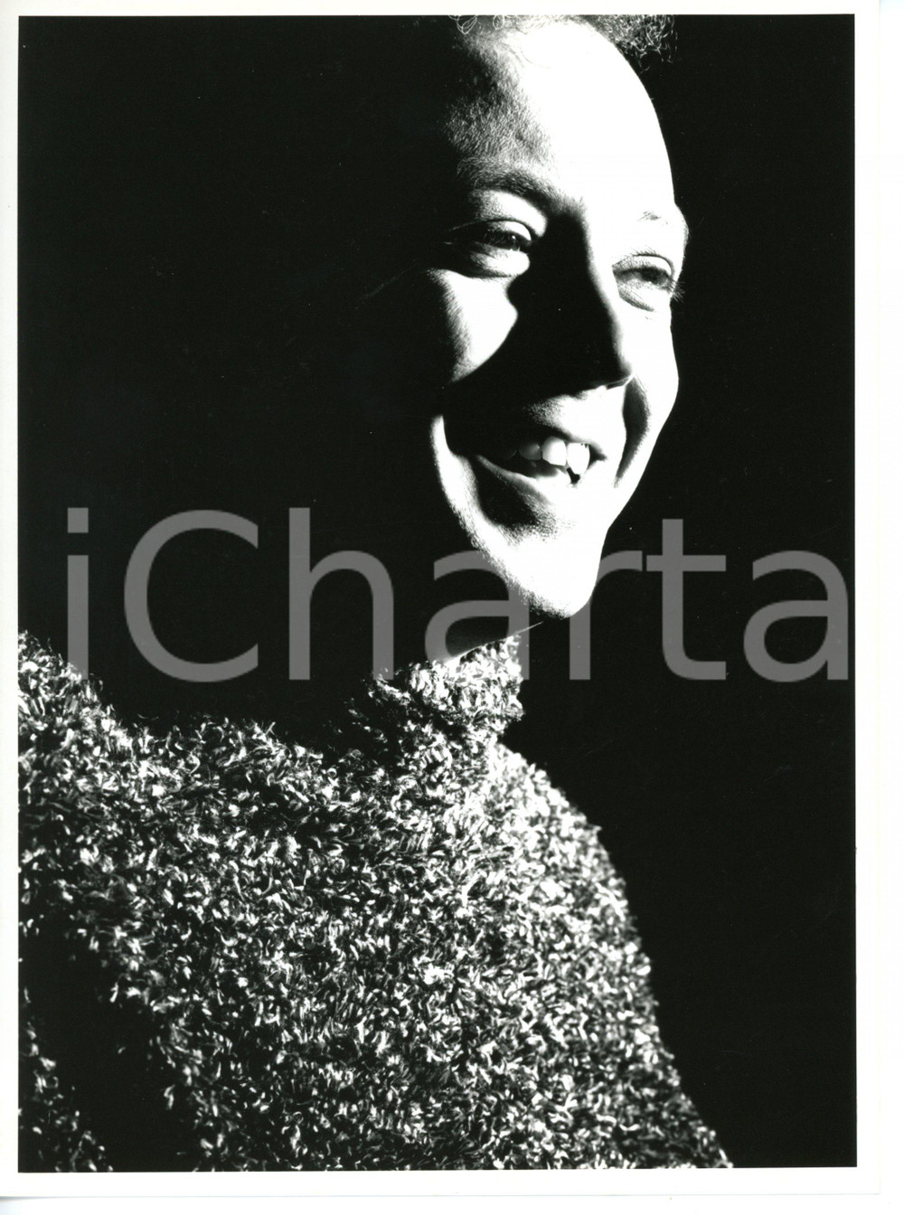 1985 ca COSTUME ITALIA Ritratto di Enrico RUGGERI (9) *Foto VINTAGE 18x24 cm