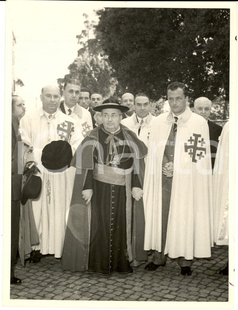 1955 ca ROMA Cavalieri Ordine SANTO SEPOLCRO con alto prelato - Foto 18x24 cm
