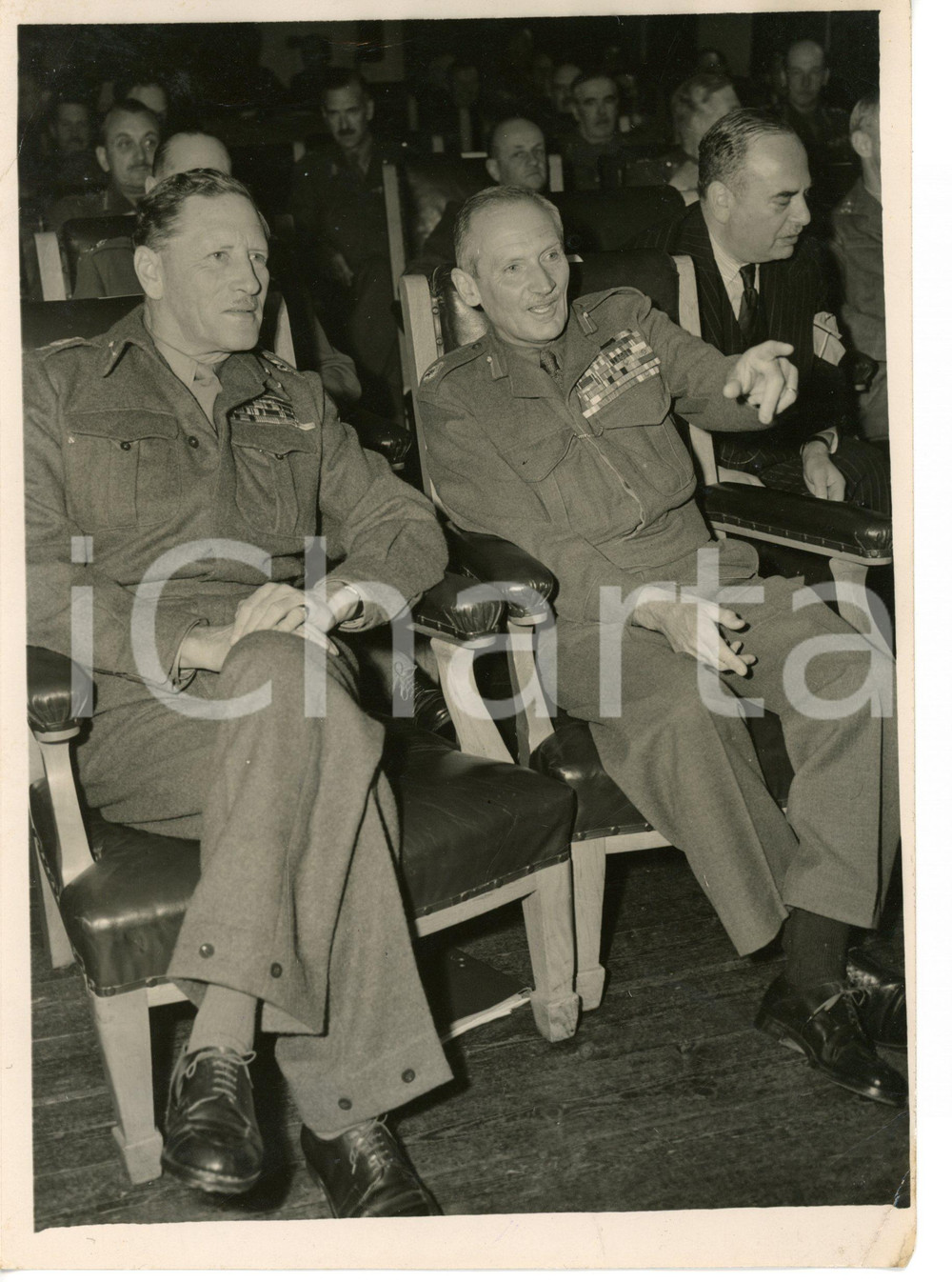 1946 CAMBERLEY Viscount MONTGOMERY with Marshal Claude AUCHINLECK *Foto 15x20 cm