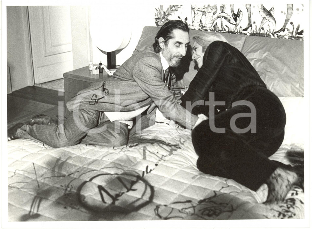 1986 RAI CINEMA Mara VENIER con Vito MOLINARI sul set del film "Atelier" (2) 