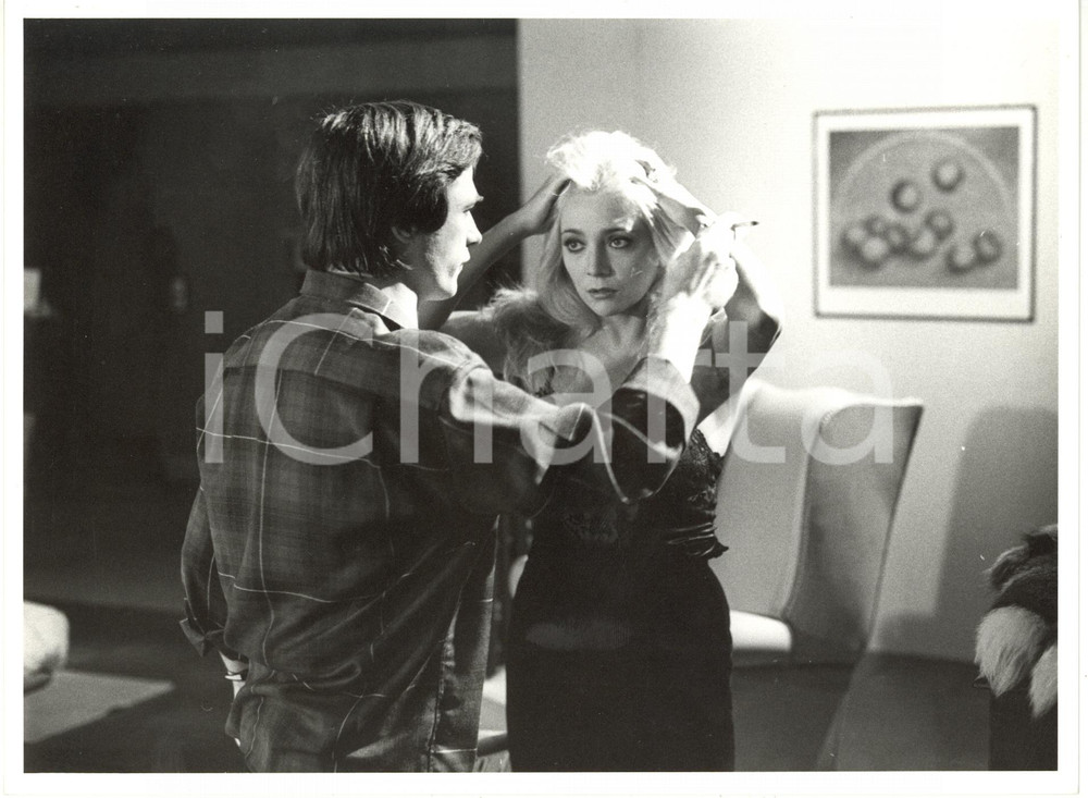 1986 RAI CINEMA "Atelier" - Lino CAPOLICCHIO con Mara VENIER sul set (6) *Foto