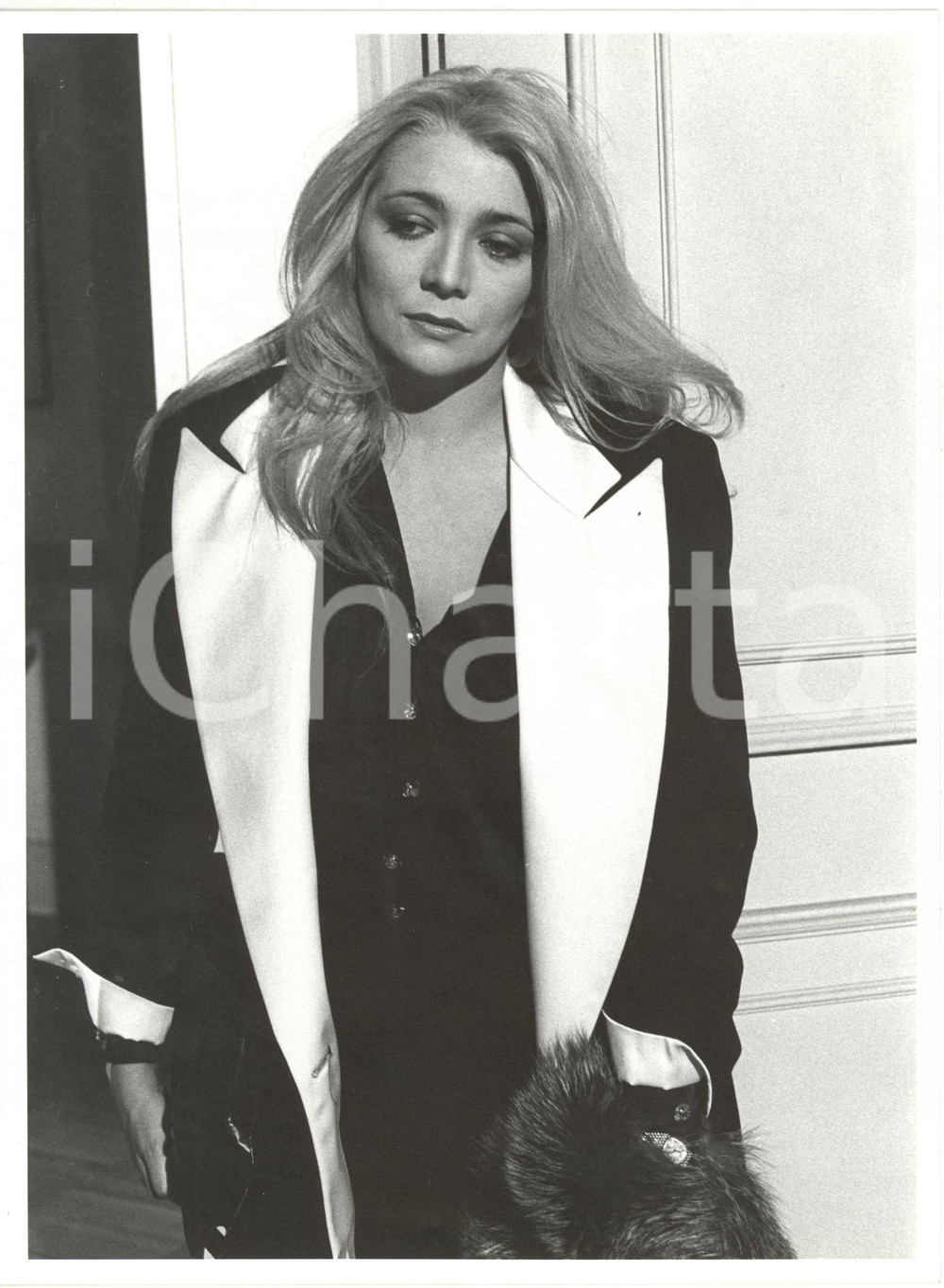 1986 RAI CINEMA Film "Atelier" - Mara VENIER in cappotto *Foto 18x24 cm