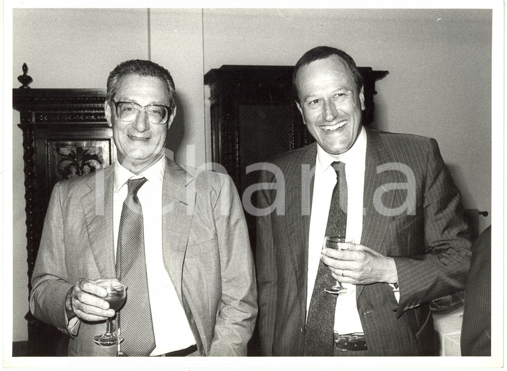 1990 ca CONFINDUSTRIA - Cesare ROMITI brinda con Giuseppe TRAMONTANA (2) *Foto 