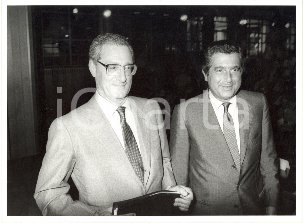 1990 ca MILANO COSTUME Carlo DE BENEDETTI e Cesare ROMITI *Foto 24x18 cm