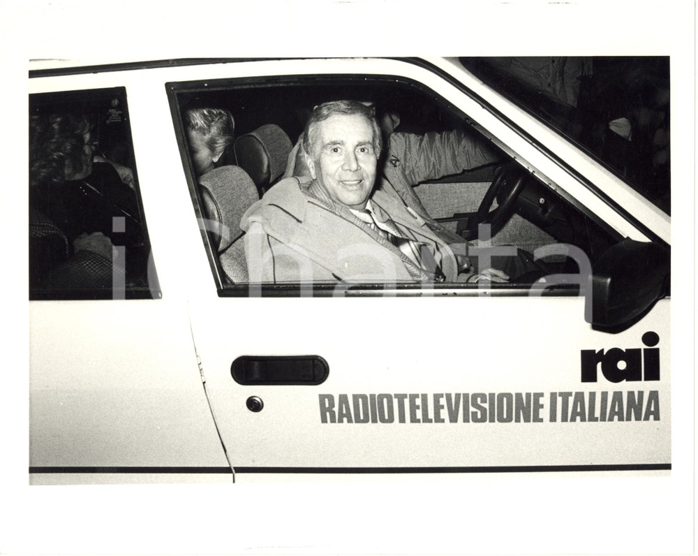 1987 MILANO "PORTOBELLO" - Enzo TORTORA visita il Cenacolo Vinciano *Foto (1)