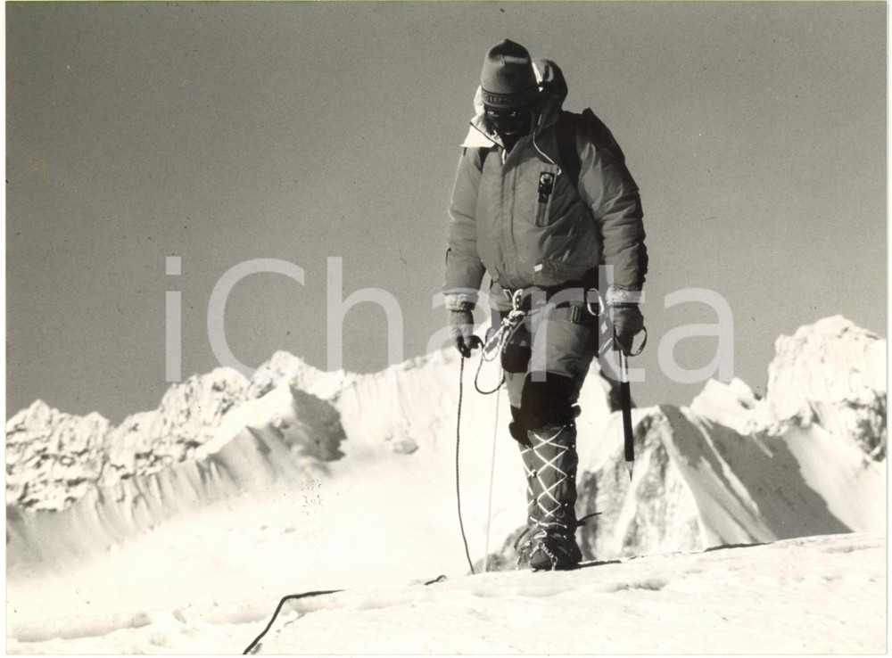 1983 ALPINISMO Romolo NOTTARIS a 8200 m durante la scalata dell'Everest - Foto