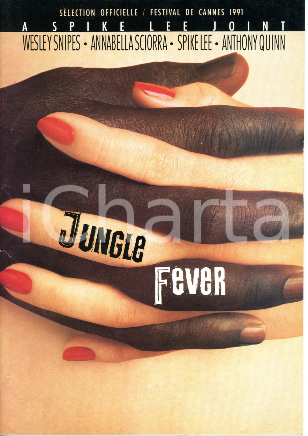 1991 JUNGLE FEVER Regia Spike LEE - Wesley SNIPES Anthony QUINN *Cartella stampa Cartella stampa con illustrazioni b/n, in lingua francese, pubblicata in occasione della44^ edizione del Festival di Cannes.DIMENSIONI: 21x30 cmCONDIZIONI: G (ma lieve ondulatura all'angolo inferiore destro, segni d'uso al dorso)    originale e autentica 1