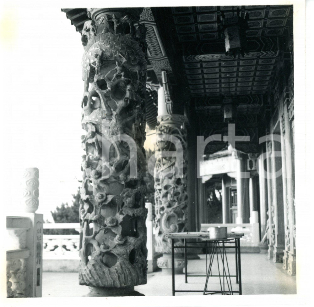 1968 MUZHA - TAIWAN Lingxiao Chapel of Zhinan Temple - Stone pillars *Photo