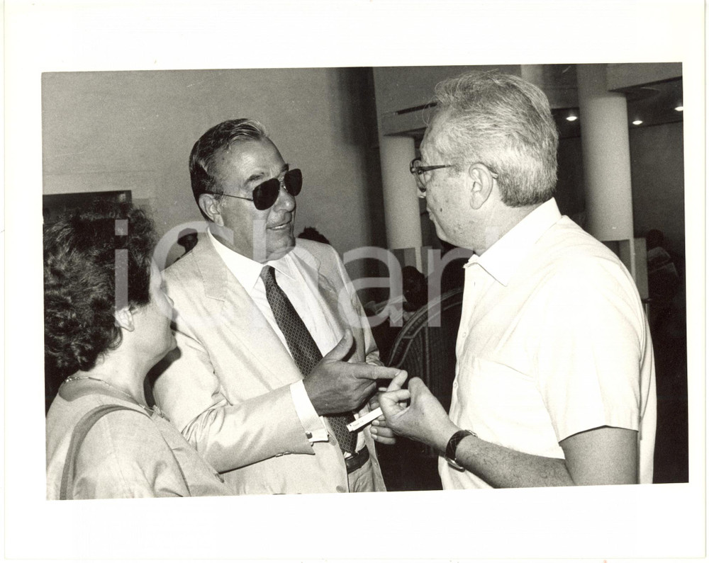 1987 VENEZIA Mostra del Cinema - Biagio AGNES discute con Aldo FALIVENA (2) 