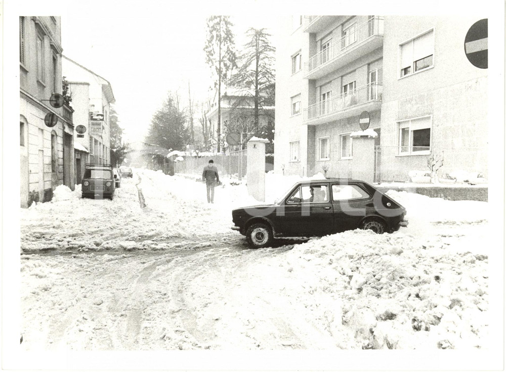 1985 ca MILANO La città sotto la neve  (1) - Fotografia artistica 24x18 cm