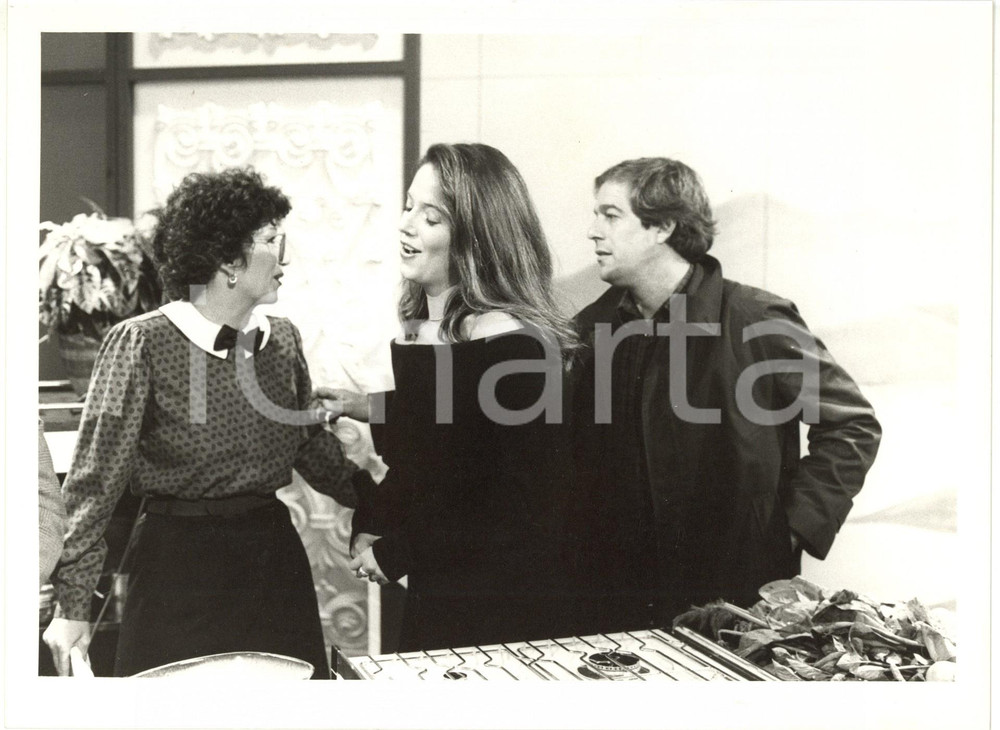 1985 RAI DUE "Che fai, mangi?" - Anna BARTOLINI Laura LATTUADA Giovanni MINOLI