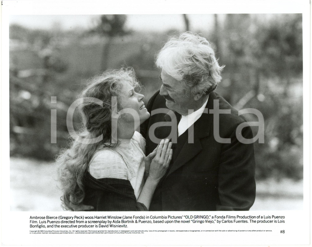 1989 CINEMA "Old Gringo" - Jane FONDA e Gregory PECK abbracciati *Foto 25x20