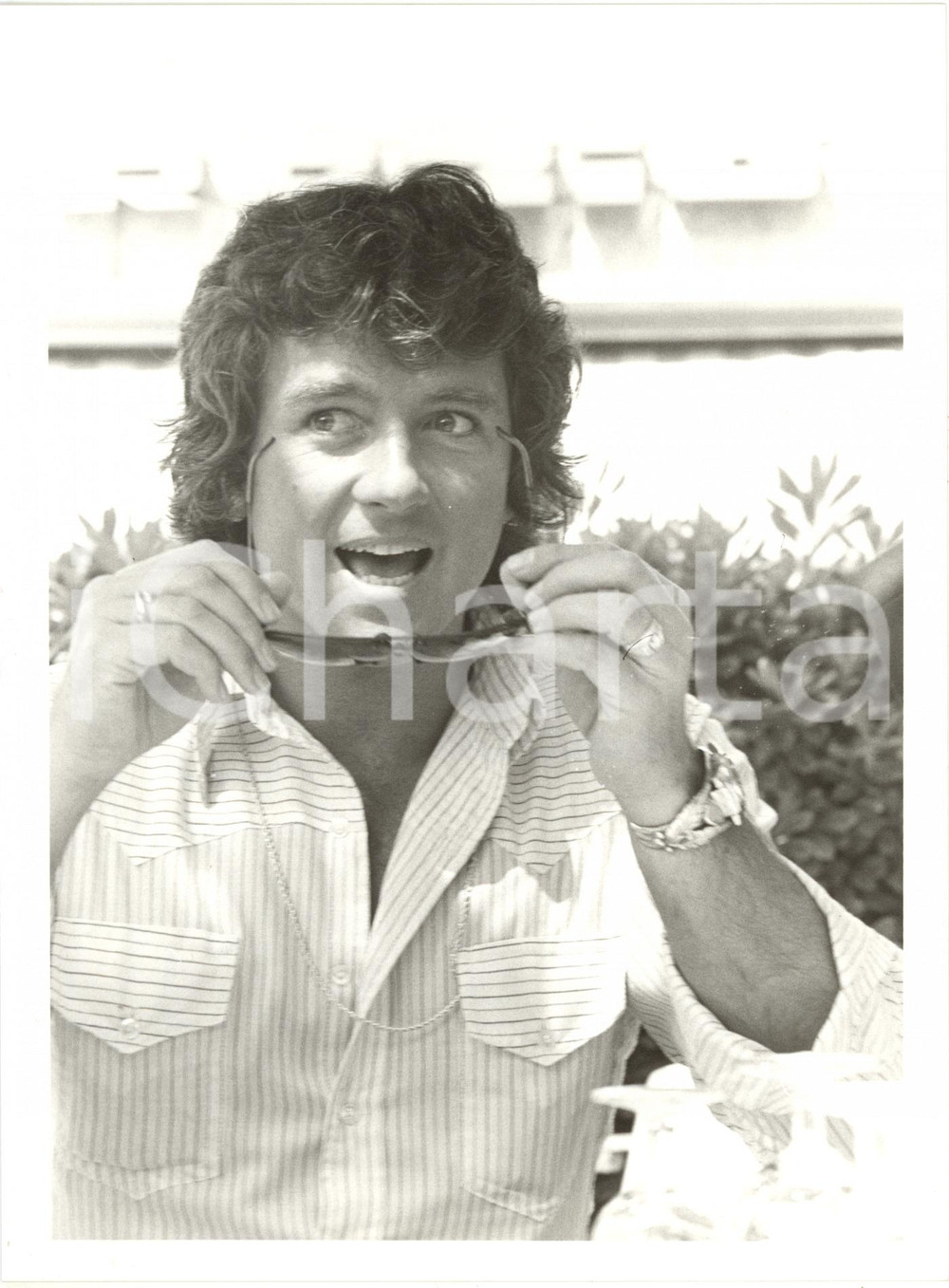 1985 ca COSTUME Ritratto dell'attore Patrick DUFFY Foto 18x24 cm