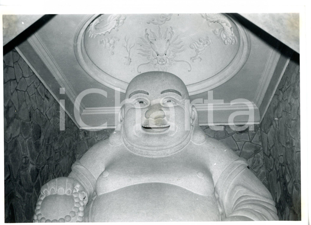 1968 TAIPEI (TAIWAN) Yuantong Temple - Laughing Buddha statue Photo 17x13 cm