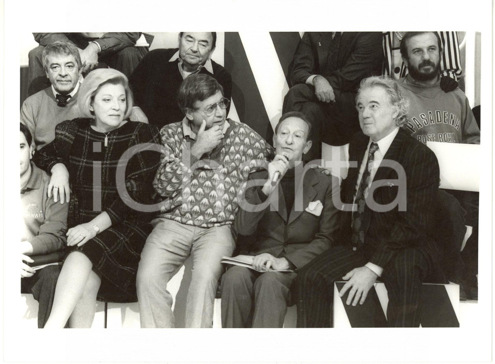 1986 RETE4 - Paolo VILLAGGIO conduce "Un fantastico tragico venerdì" *Foto