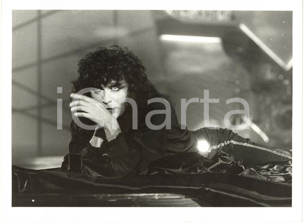 1984 MUSICA RIVA DEL GARDA - Renato ZERO canta "Sospetto" (4) *Foto 24x18