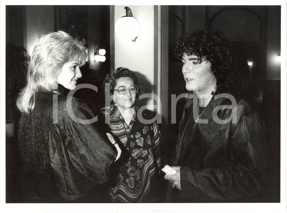 1985 ca ITALIA MUSICA - Lorella CUCCARINI e Renato ZERO (2) *Foto 24x18 cm