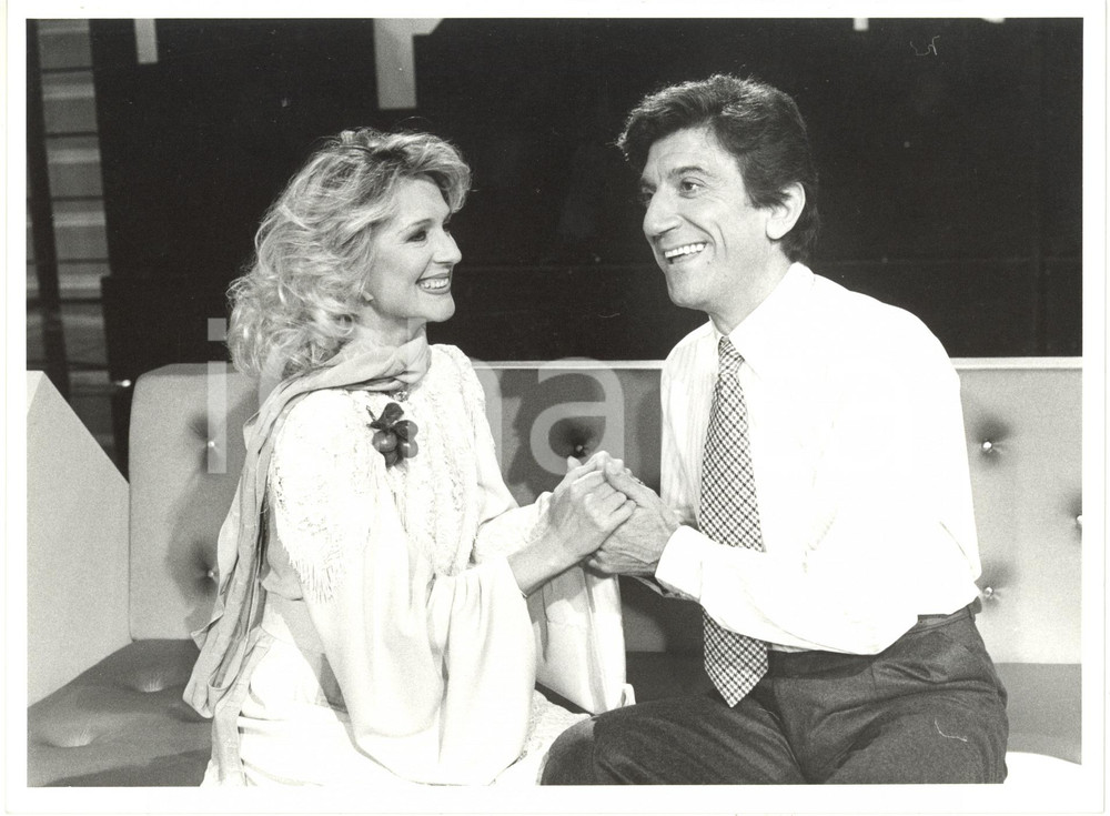 1986 RAI UNO - IO A MODO MIO Loretta GOGGI Gigi PROIETTI Foto 24x18 cm (1)
