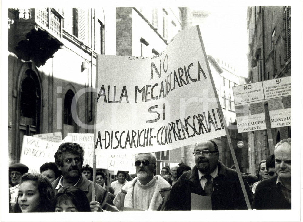 1991 SIENA - Manifestazione contro la discarica di Monte Landi (3) *Foto 24x18