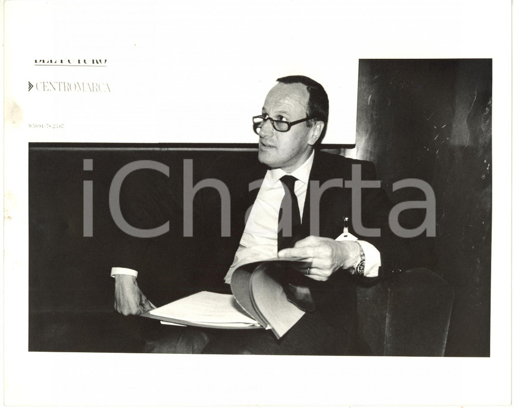 Fotografia d epoca originale 1988 MILANO  CENTROMARCA Giuseppe TRAMONTANA Ritratto Foto 25x20 cm 1