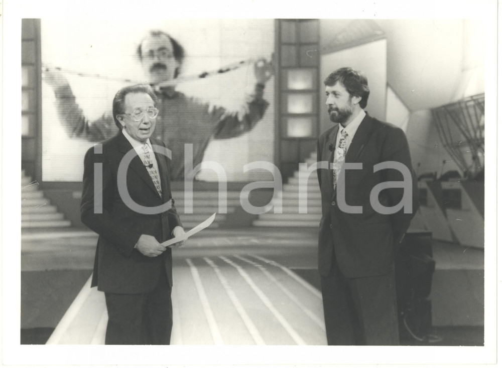 1993 CANALE5 "Telemike" Mike BONGIORNO con il campione Giulio MARLIA (1) *Foto 