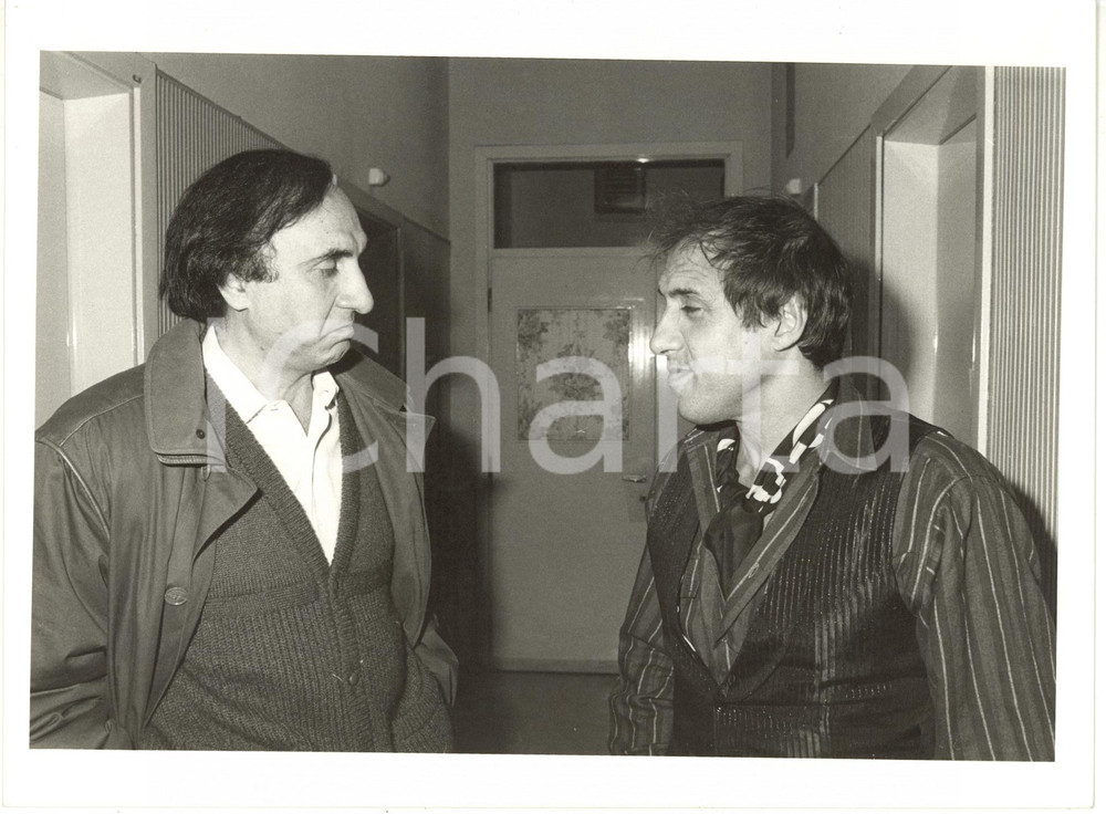 Fotografia d epoca originale 1985 ca RAI SPETTACOLO  Adriano CELENTANO con Pippo BAUDO nel backstage Foto 1