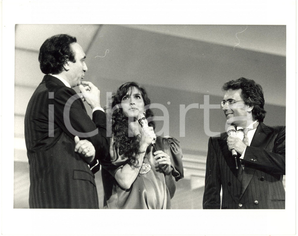 Fotografia d epoca originale 1987 FESTIVAL DI SANREMO Pippo BAUDO Romina POWER Al BANO sul palco dell Ariston 1