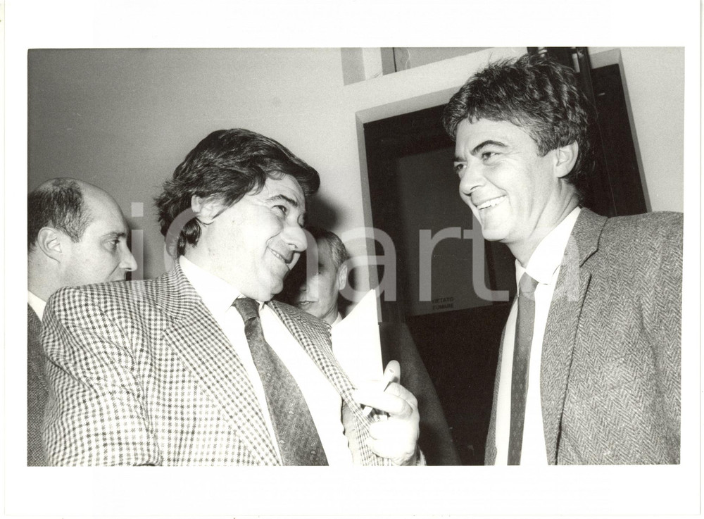 1986 POLITICA - PSI Luigi COVATTA discute con Claudio MARTELLI *Foto 24x18 cm