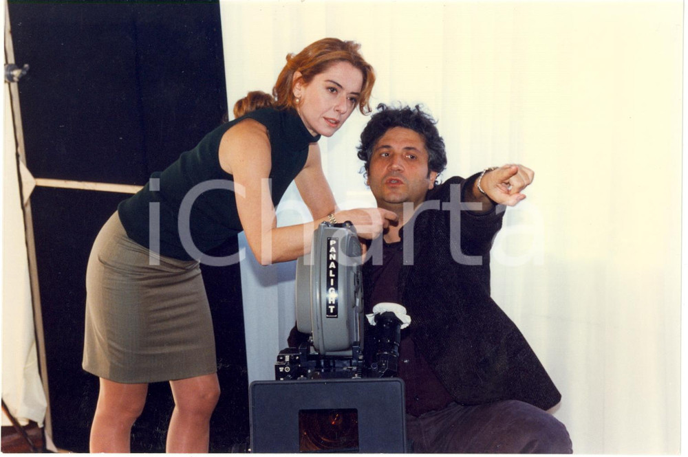 1998 ITALIA CINEMA "Femmina" - Monica GUERRITORE con il regista Giuseppe FERLITO