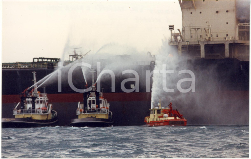 1991 LIVORNO Disastro MOBY PRINCE Spegnimento incendio petroliera AGIP ABRUZZO 3