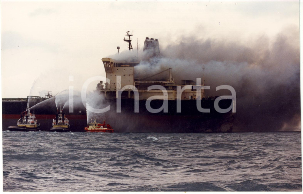 1991 LIVORNO Disastro MOBY PRINCE Spegnimento incendio petroliera AGIP ABRUZZO 4