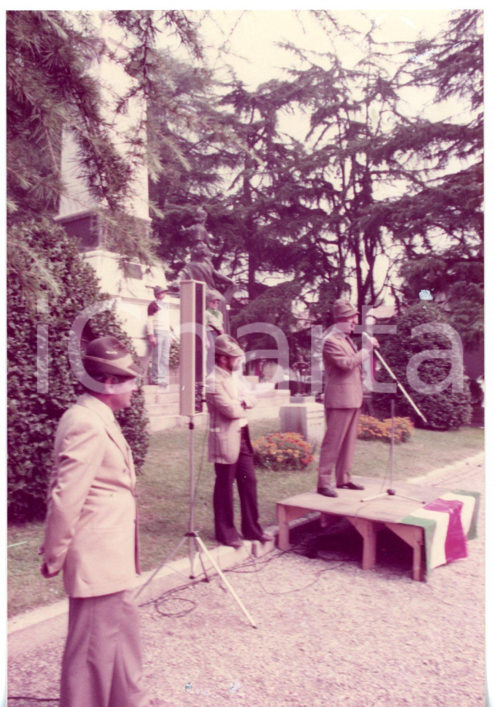 1982 ABBIATEGRASSO Raduno ALPINI - Discorso di Vitaliano PEDUZZI - Foto 10x15 cm