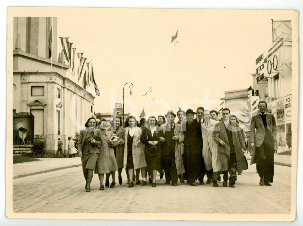 1941 MILANO Fiera Campionaria - Istituto SCHIAPARELLI nel viale d'accesso - Foto