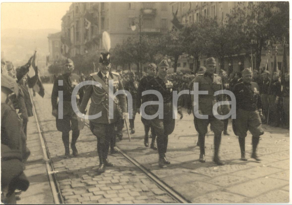 Fotografia d epoca originale 1940 ca WW2 COMO ? Parata con gerarchi fascisti e alti ufficiali  Foto 15x10 1