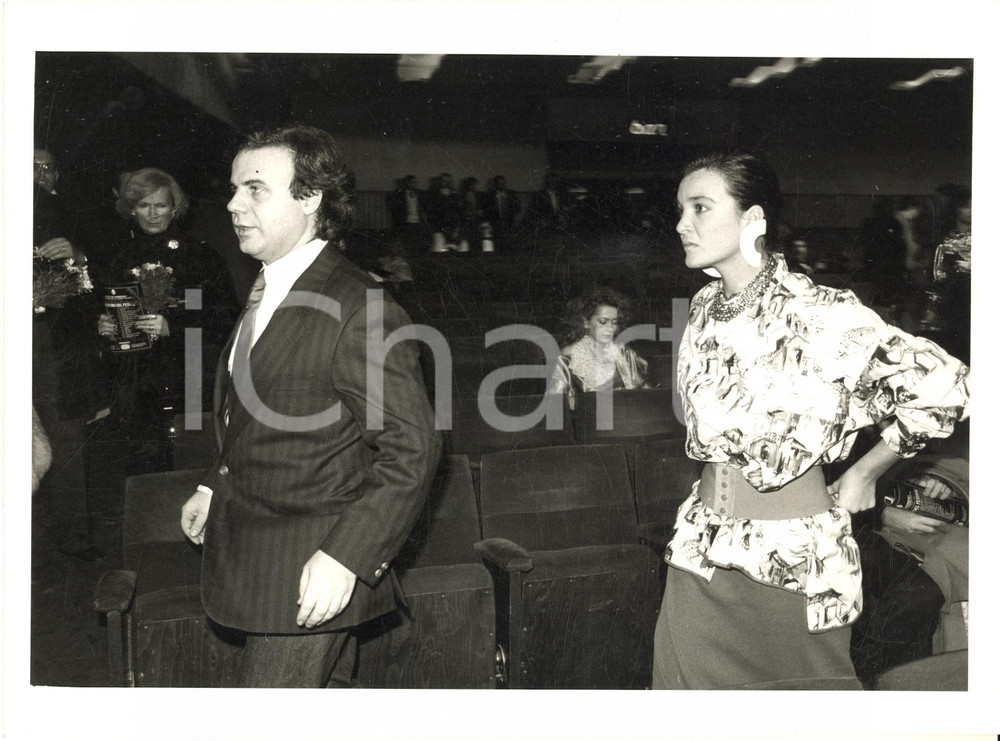 1985 ca FESTIVAL DI SANREMO Arrivo di Jerry CALA' e Marina SUMA (1) Foto