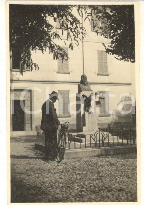 Fotografia d epoca originale 1926 ALZATE BRIANZA Monumento a Francesco Anzani  Foto ANIMATA 6x9 cm 1