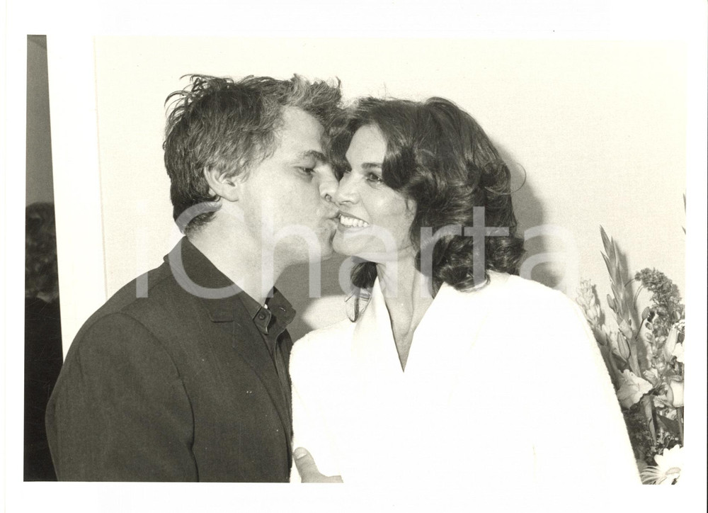 1984 SANREMO Teatro dell'Opera - Florinda BOLKAN e Michele PLACIDO (2) Foto  Fotografia d'agenzia.CONDIZIONI: GFORMATO: 24x18 cm      originale e autentica 1
