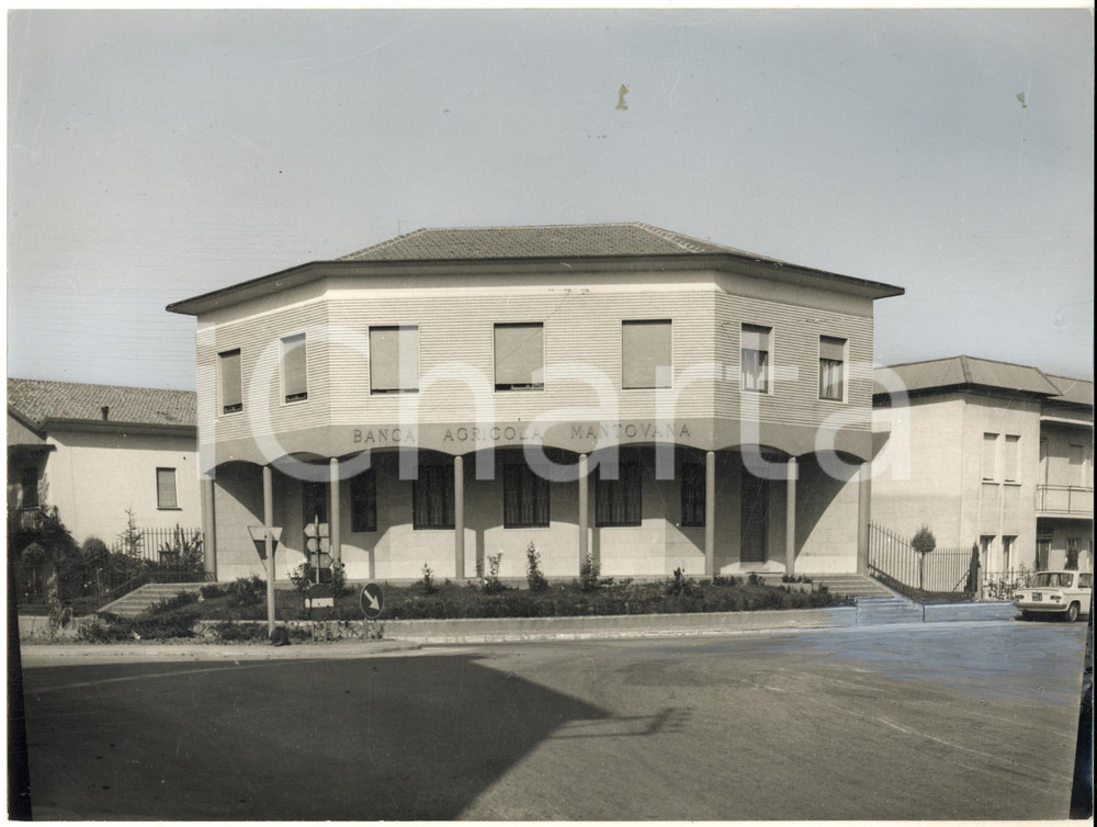 1960 ca SCHIVENOGLIA (MN) Veduta Banca Agricola Mantovana - Foto 24x18 cm