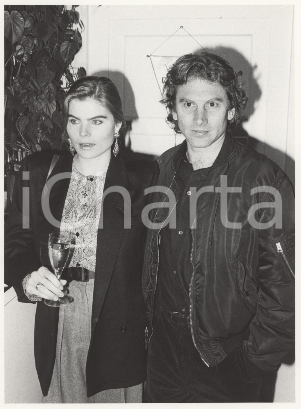 Fotografia d epoca originale 1986 CINEMA Mariel HEMINGWAY and Steve CRISMAN  Fotografia 24x18 cm 1 1